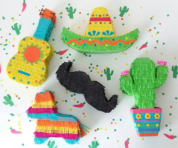 Mini Piñata Pack to Table Decoration